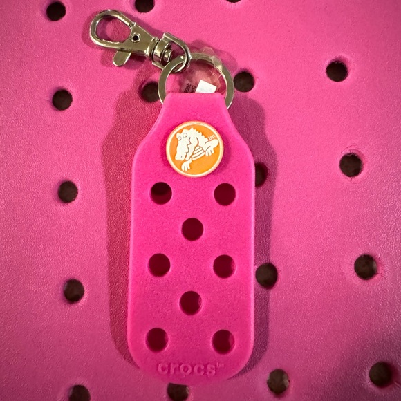 Crocs Bag Keychain - Picture 3 of 9